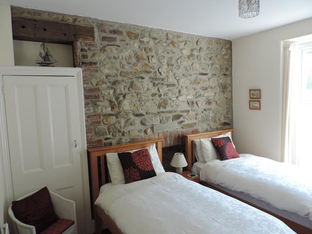 Fern Villa B&B Fishguard Habitación foto